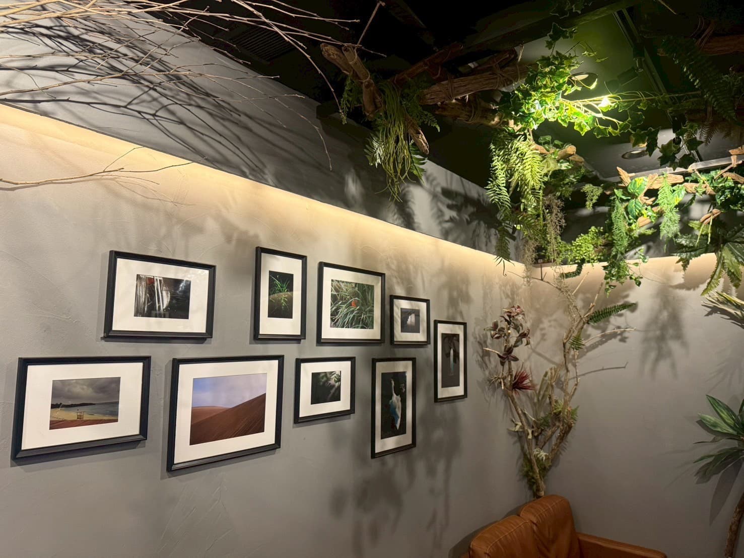 Shisha Cafe & Bar Parasite デイタイムキービジュアル